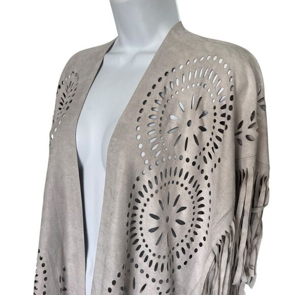 Bohemian Taupe Fringe Cardigan with Laser-Cut Design One Size - Picture 3 of 5